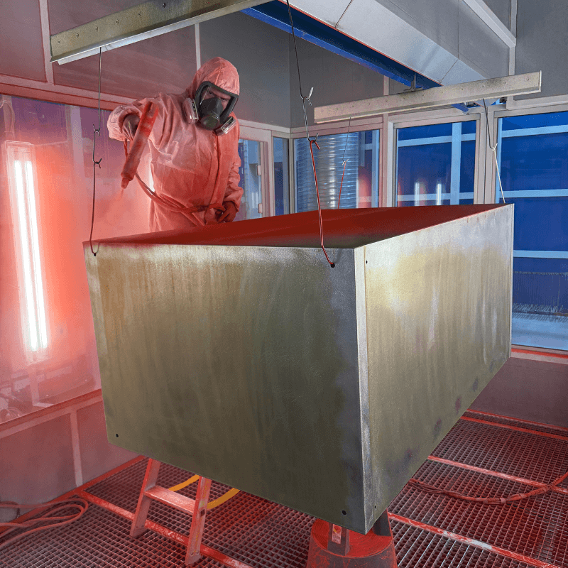 Manuelle Pulverbeschichtung auf Top-Niveau - für Bauteile bis 400 kg