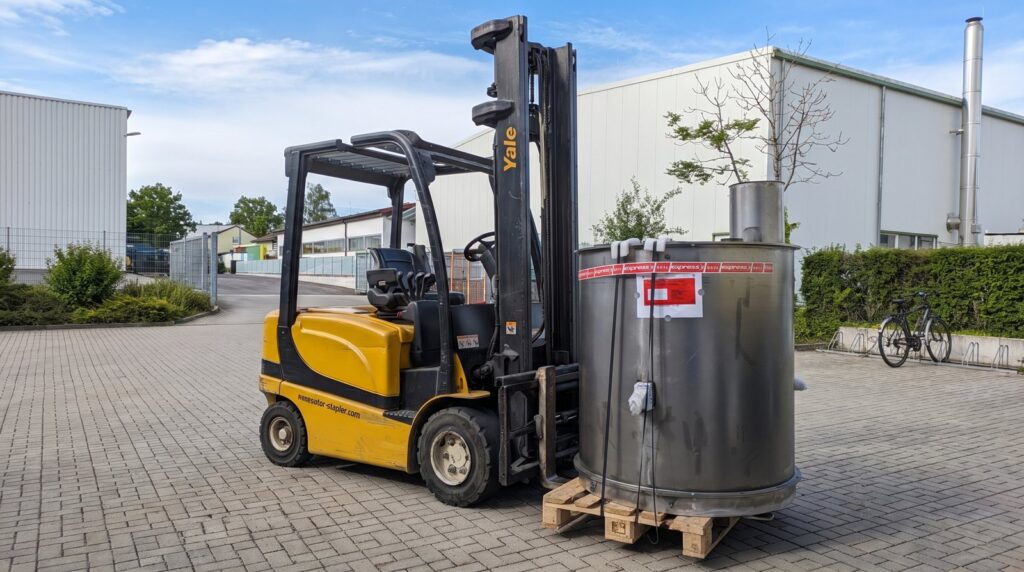 Sondermaschine in der Fertigung der FUTRONIKA AG in Brunnthal